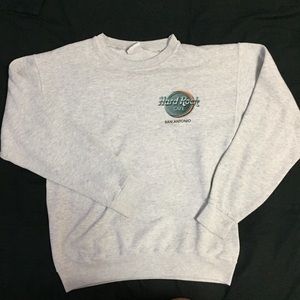 vintage hard rock cafe crewneck sweatshirt